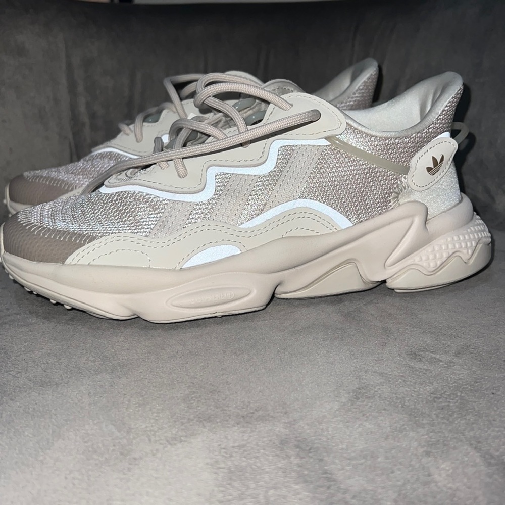 Adidas OZWEEGO W woman nude